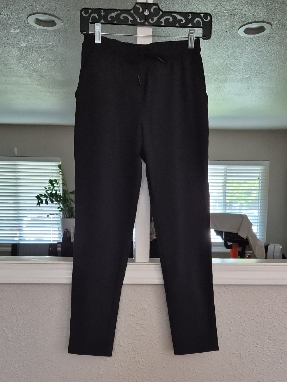 lululemon athletica Women's Black Skinny Pants